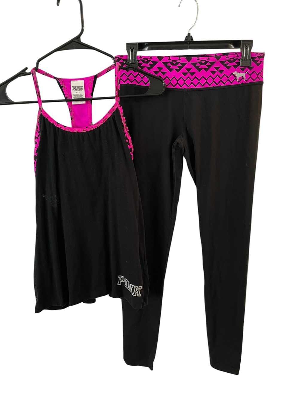 PINK Victoria’s Secret Yoga Leggings Tank Set Small Black Pink Aztec Gym Y2K